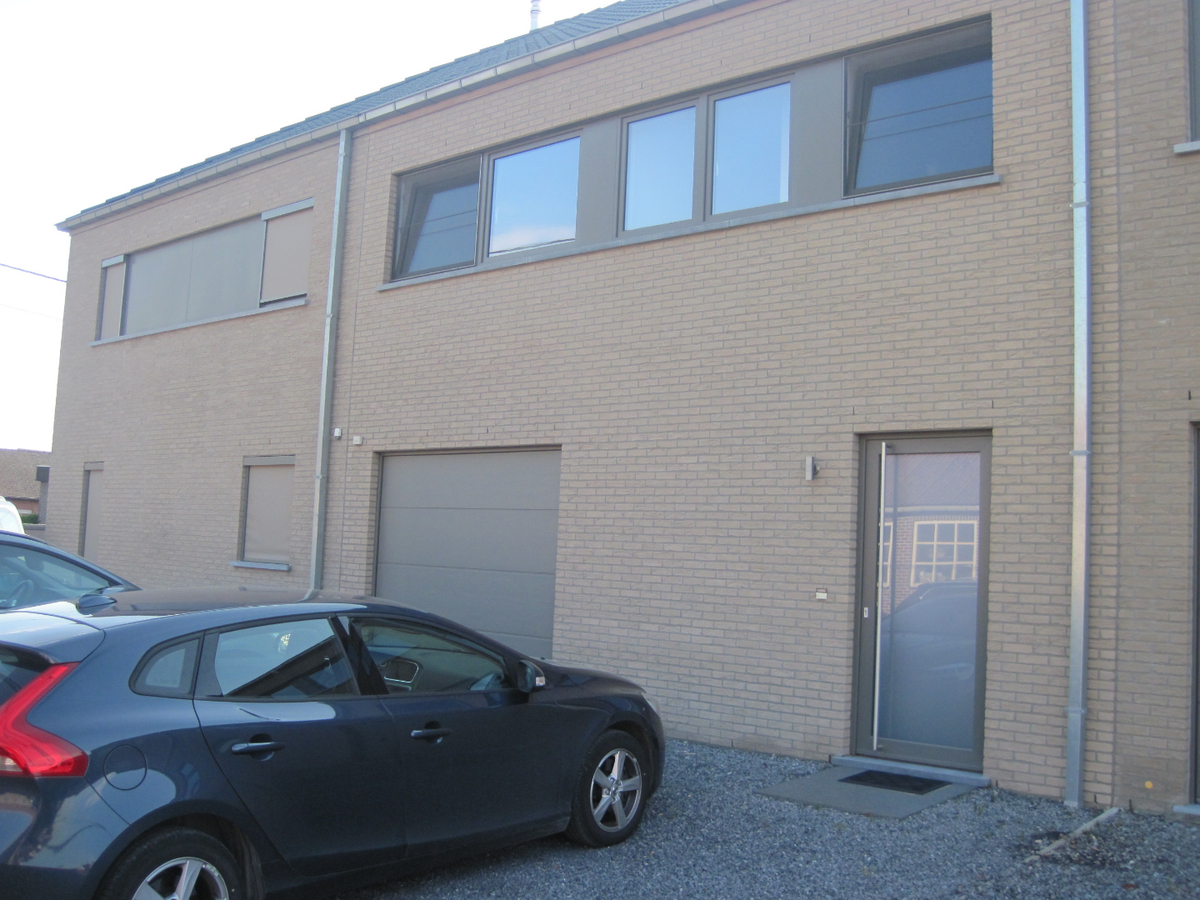 Ruime, energiezuinige gezinswoning met aangename tuin. 