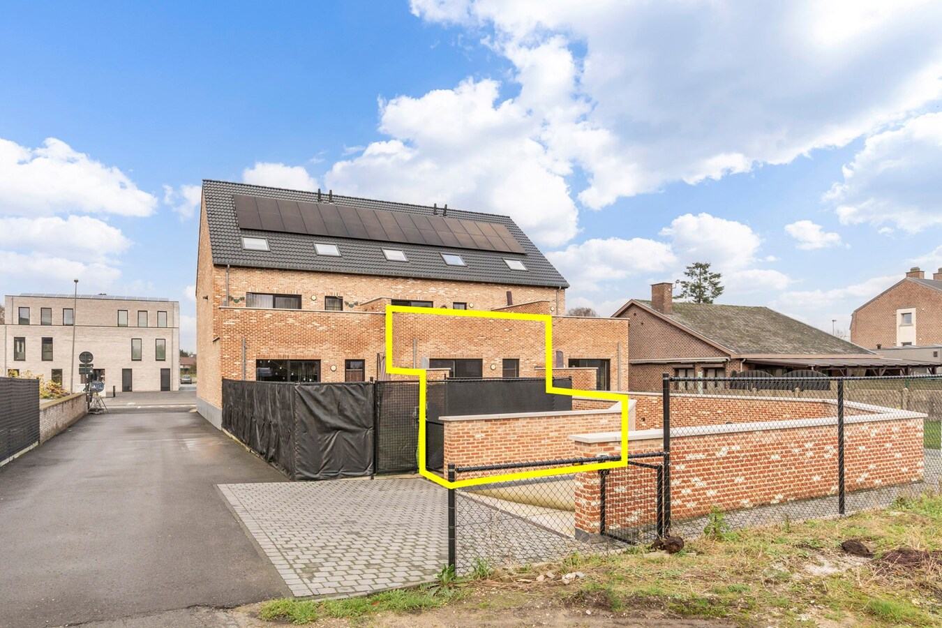 Mooi gelijkvloersappartement met 2 slaapkamers. 