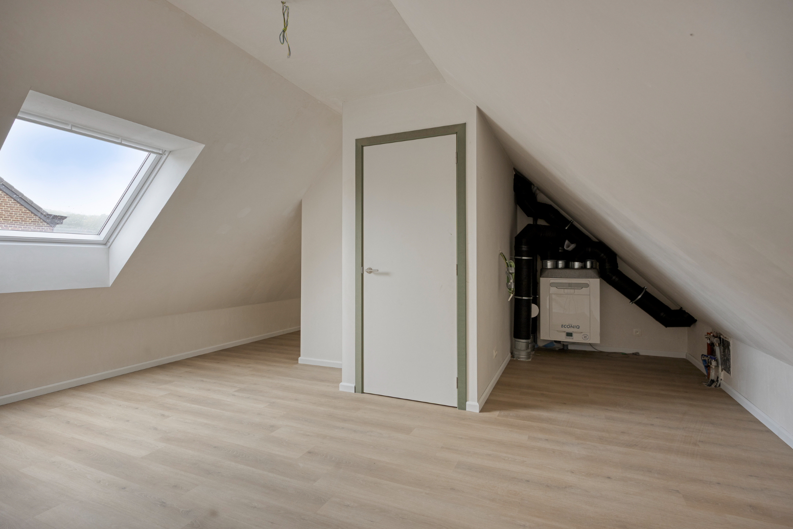Afgewerkte halfopen bebouwing met 3 slaapkamers, tuin, terras en garage in Kerkom! - EPB A kWh/m² - bewoonbare opp. 147 m² - 6% BTW Mogelijk 