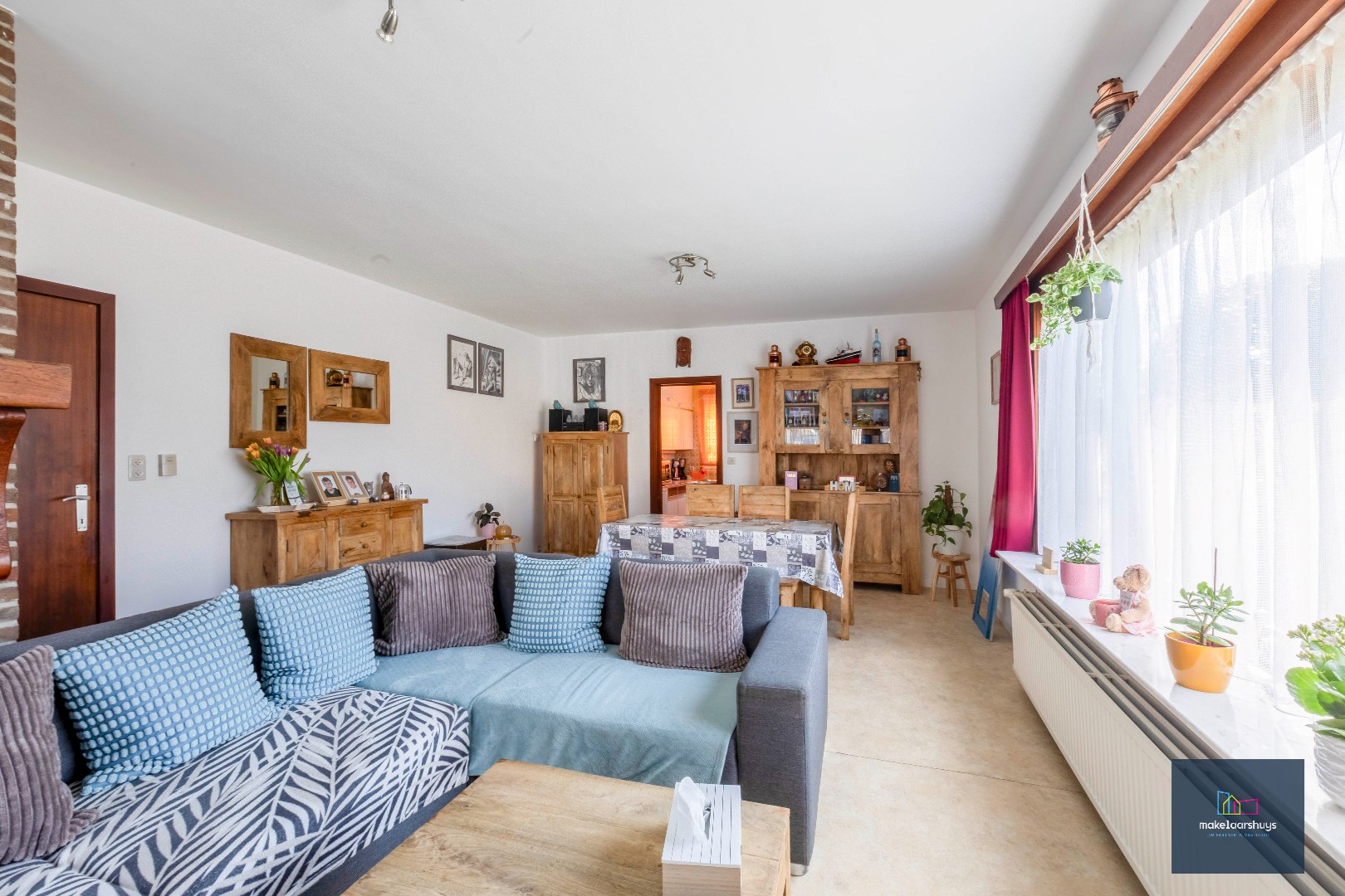 Building met 2 app. met 3 slps en 2 garages 