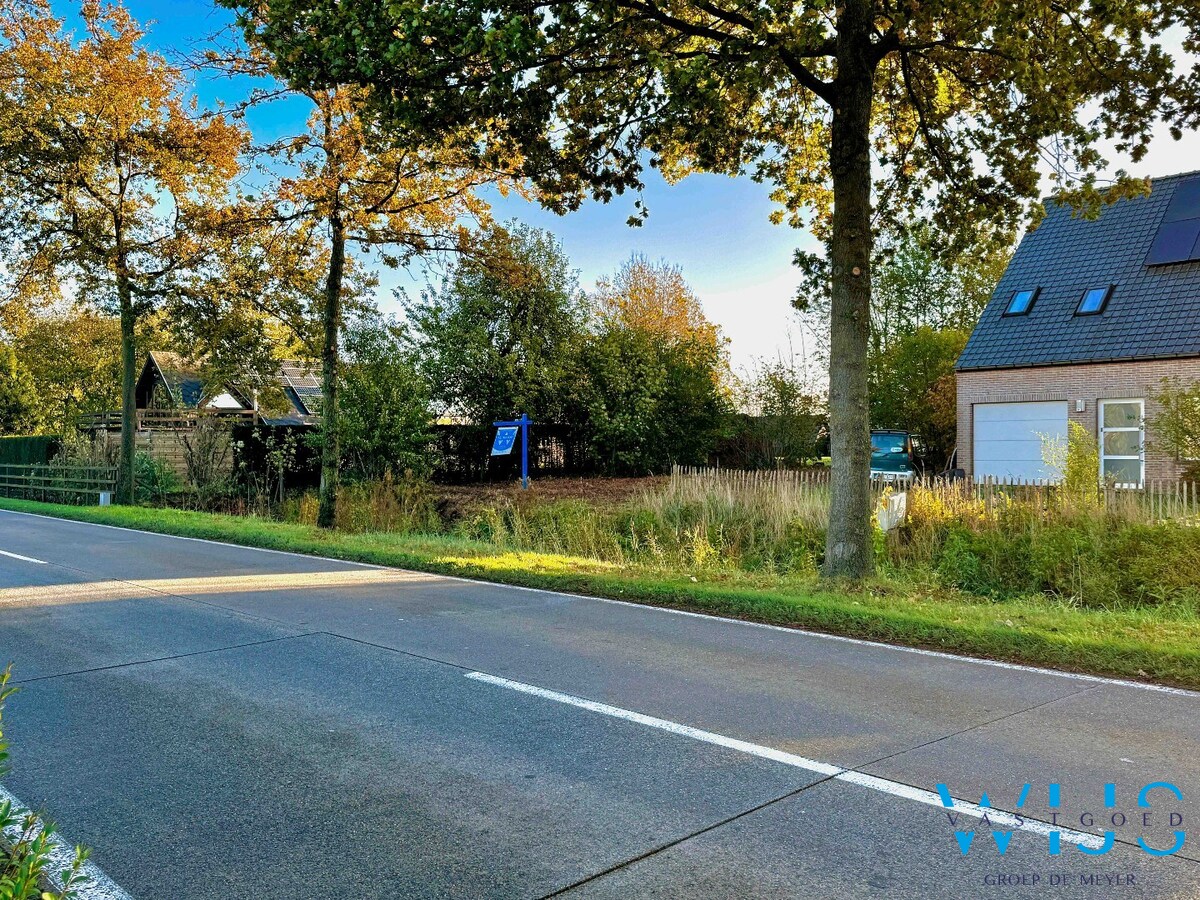 Bouwgrond van 1.129 m2 te koop! 