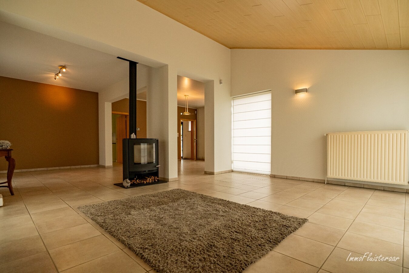 Landelijk gelegen bedrijfswoning met diverse bijgebouwen op ca. 3,5 ha te Bekkevoort (Vlaams-Brabant) 