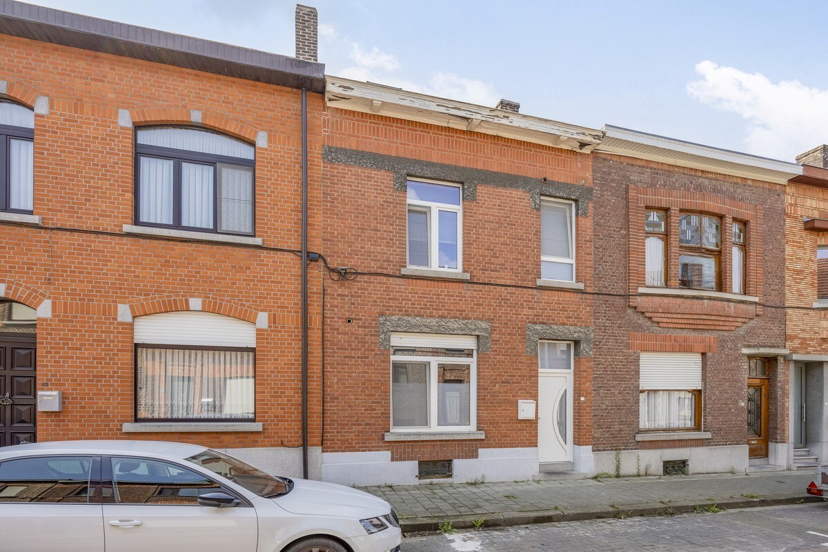 Prachtige rijwoning 3 slaapkamers en zonnige tuin te Tienen 