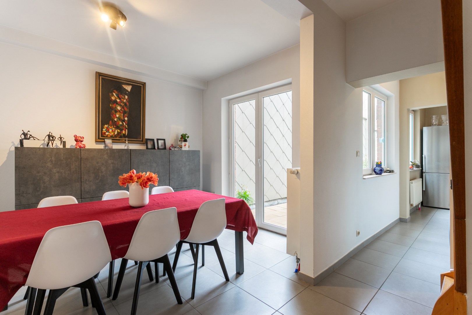 Handelspand met woonst te Halle centrum 