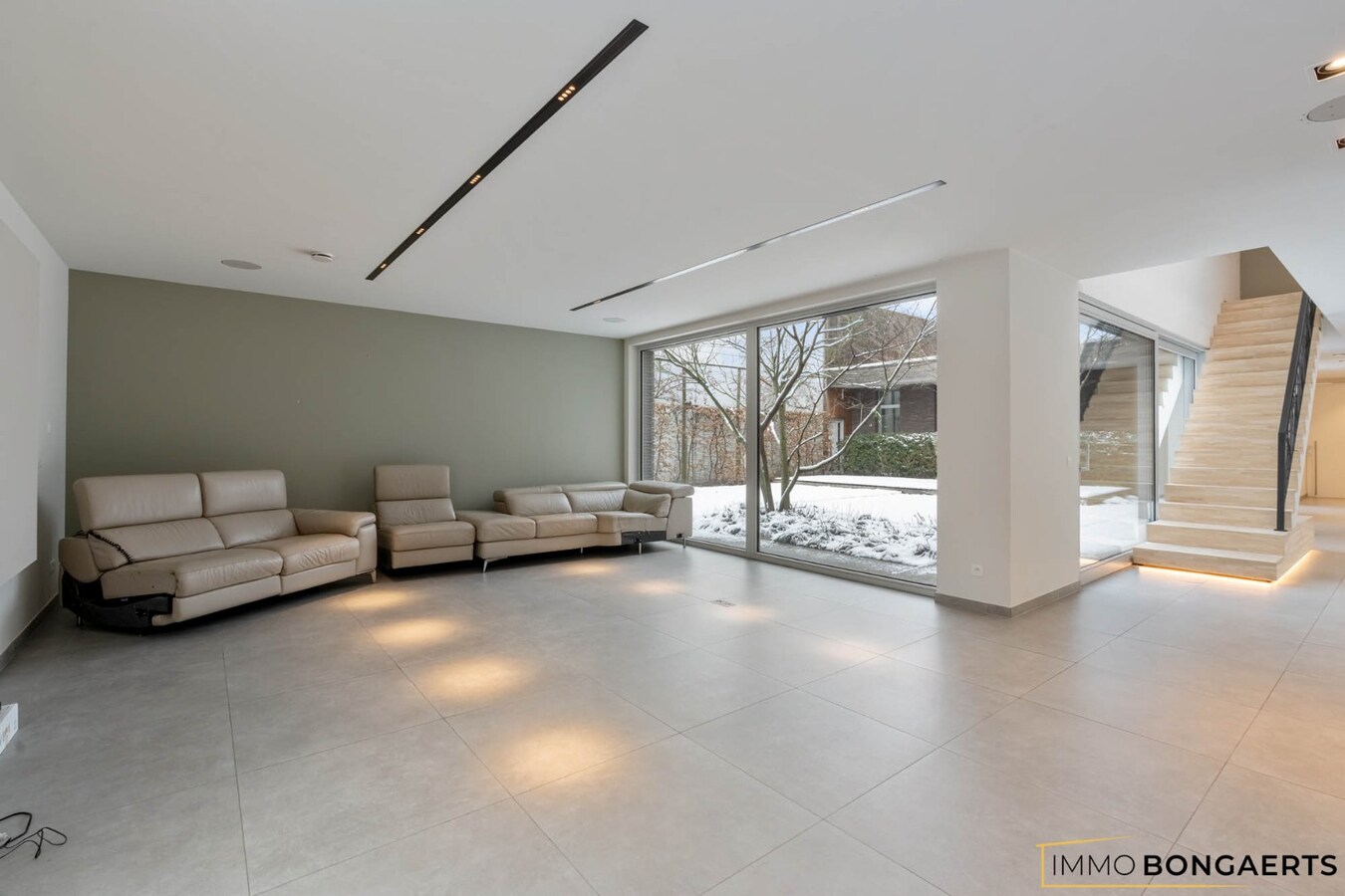 Moderne woonst met 4 slaapkamers 