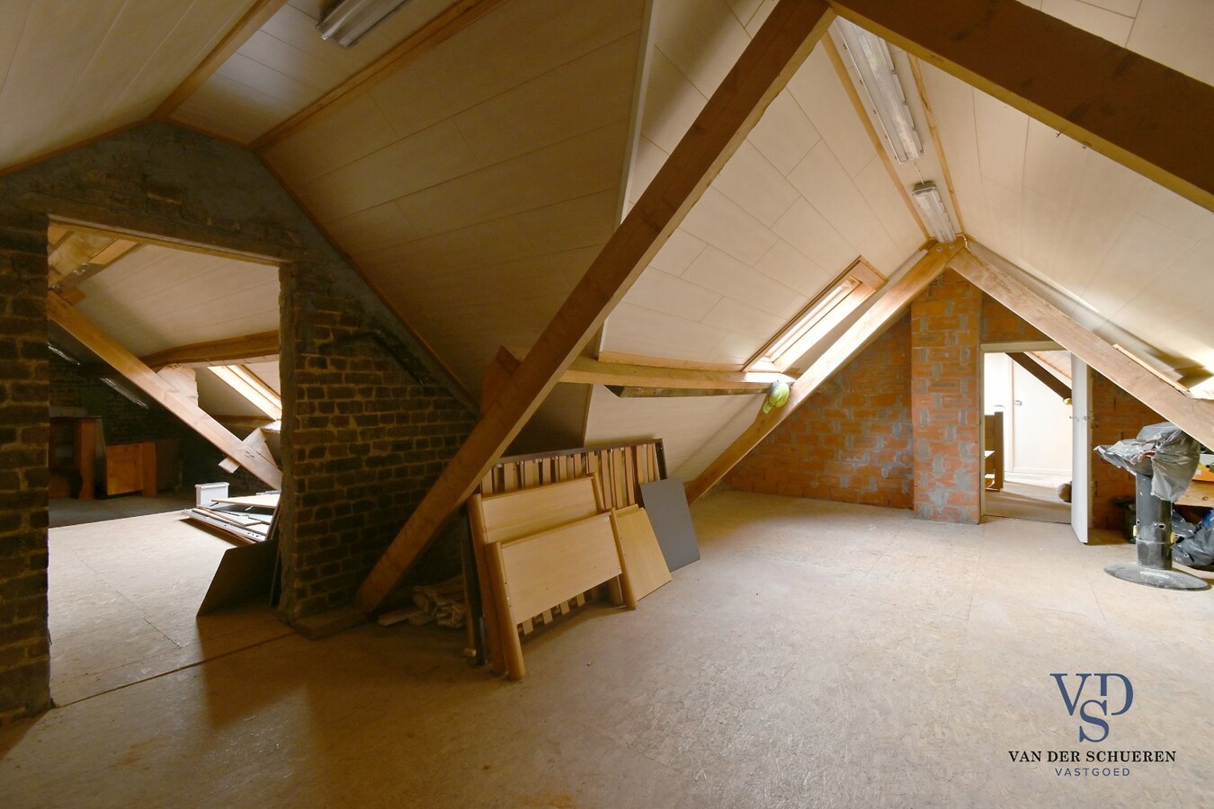 Landelijke woning te Kerkgate Mater. 