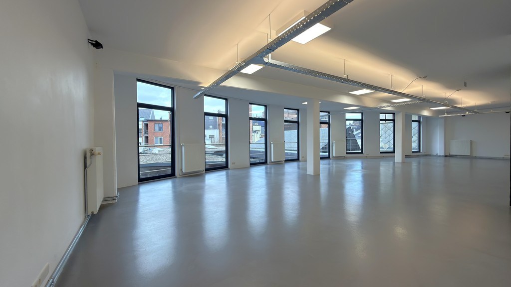 Kantoor met terras te huur aan het Zuid in Antwerpen