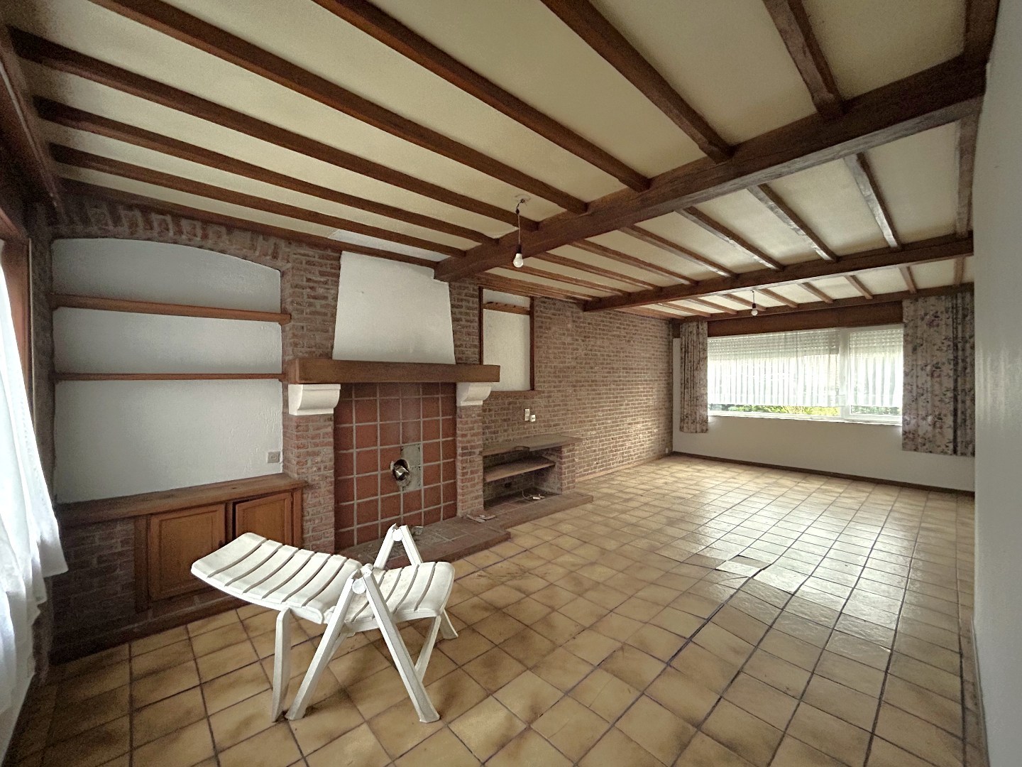 Te renoveren woning op een ruim perceel van 3600 m² nabij Meerhout-centrum 