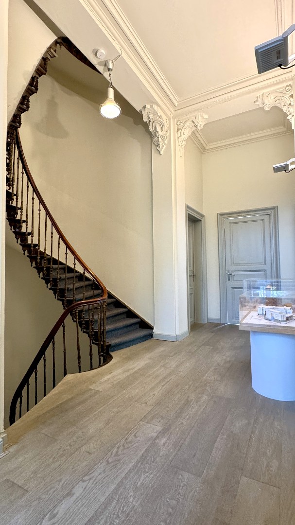Kantoorruimte met zicht op de Leie te huur in Gent