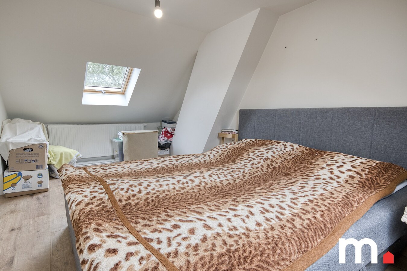 Instapklare woning te Ingelmunster met 3 slaapkamers en uitweg achteraan! 