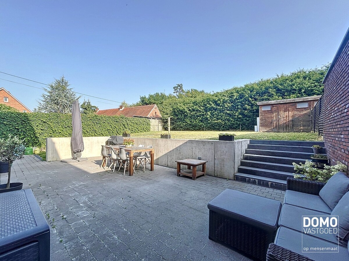 RUIME NIEUWBOUWWONING MET 3 SLAAPKAMERS, TUIN EN TERRAS TE BERINGEN (PAAL) 