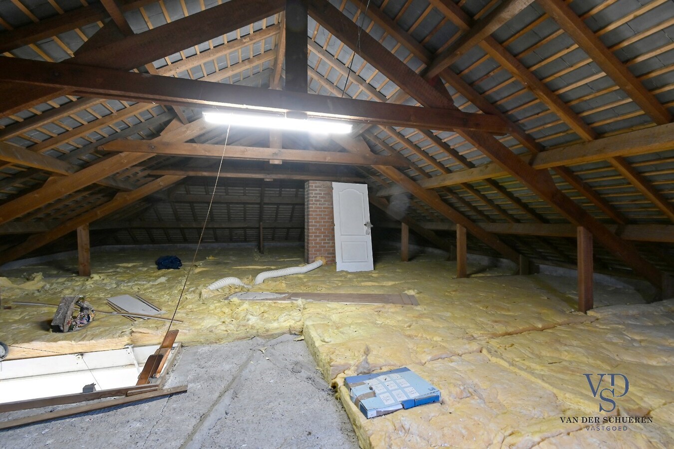 Tijdloze villa (alles op gelijkvloers). 