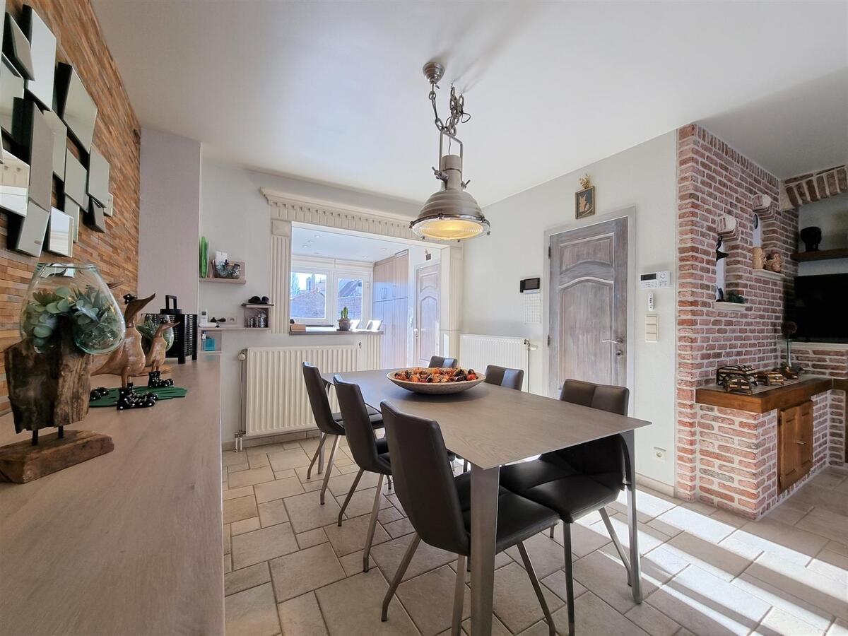 Goed gelegen, knappe bel-étagewoning met zongerichte tuin - Heist 