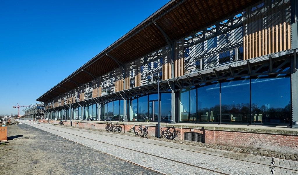 Uitzonderlijk loftkantoor te koop aan de Voorhaven in Gent