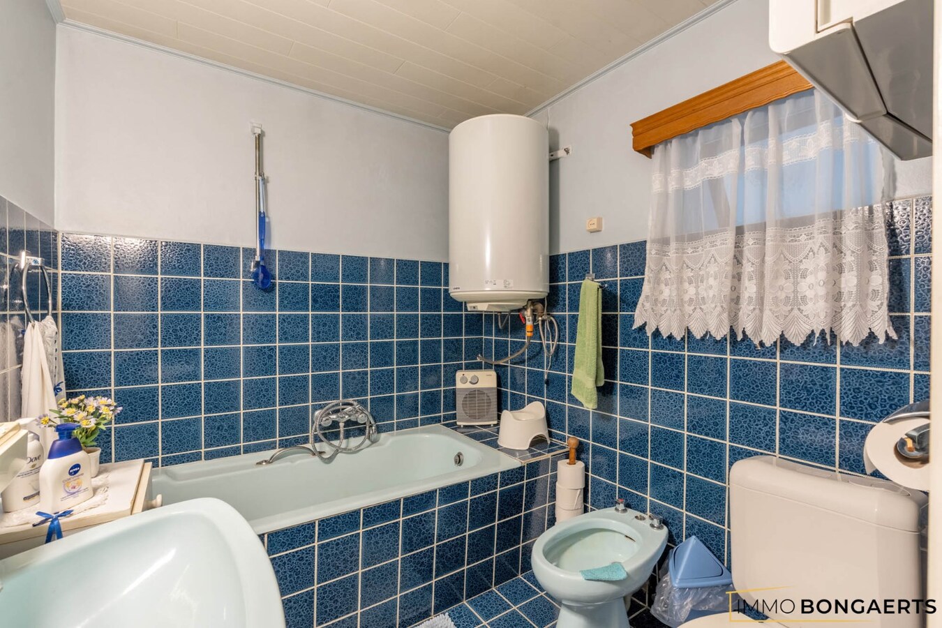 Ruime woning met tuin, garage en 4 slaapkamers. 