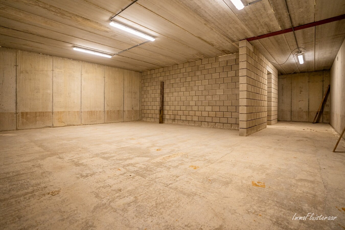 Ferme unique dans un emplacement exceptionnel sur environ 5 hectares à Peer 