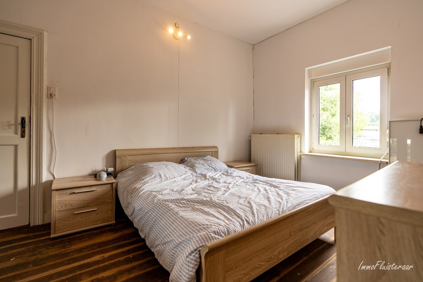 Propriété équestre avec maison à rénover à ca. 90a à Wonck (Bassenge). 