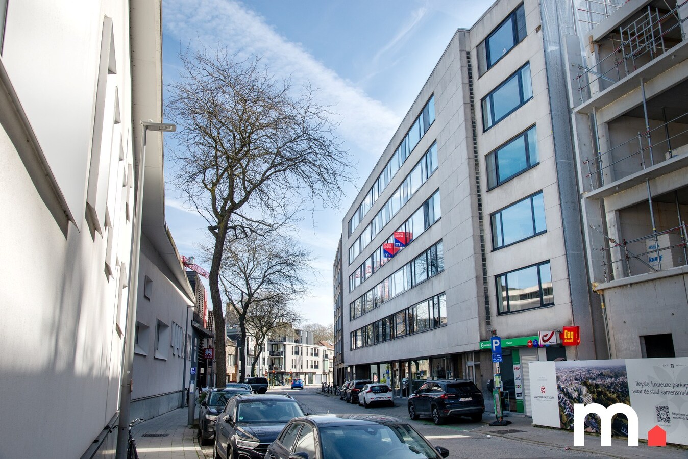 Ruim 2 slaapkamer appartement met terras te Kortrijk ! LOOFSTRAAT ! 