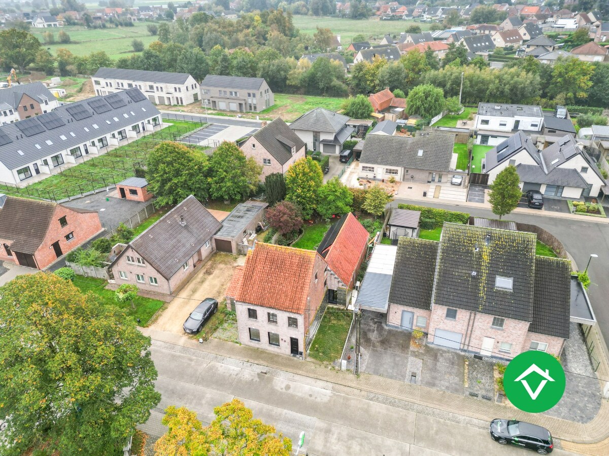 Gerenoveerde statige woning – 5 slaapkamers - EPC B te Torhout (Wijnendale) 