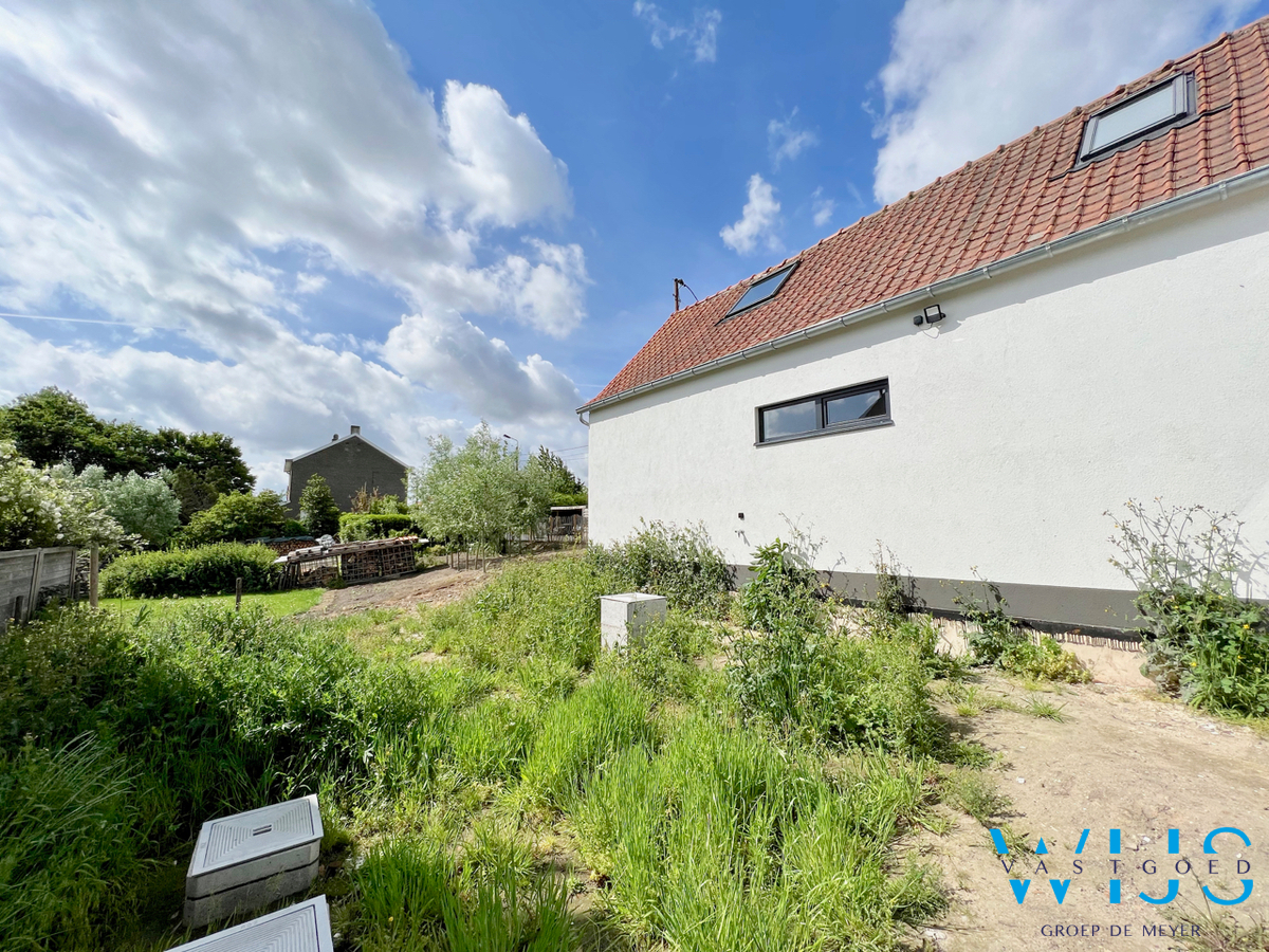 Totaal gerenoveerd woonhuis te Assenede 