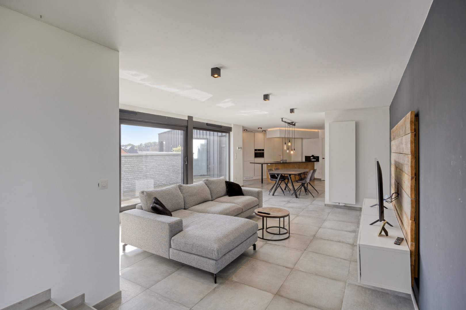 Instapklaar appartement met 2 slpk. en een rustige ligging in Geel-centrum 