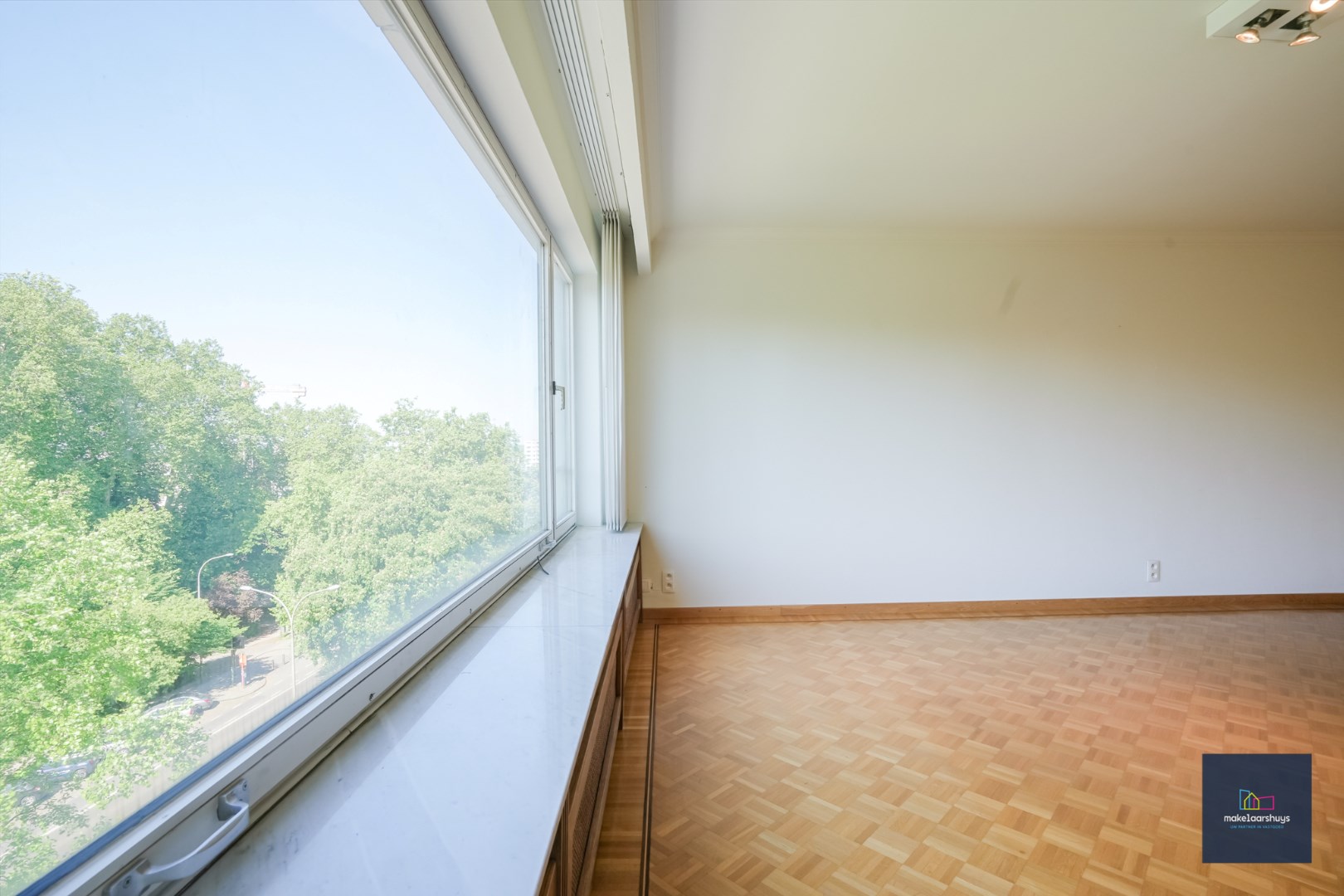 Ruim app. met 4 slpk en zicht op het Citadelpark 