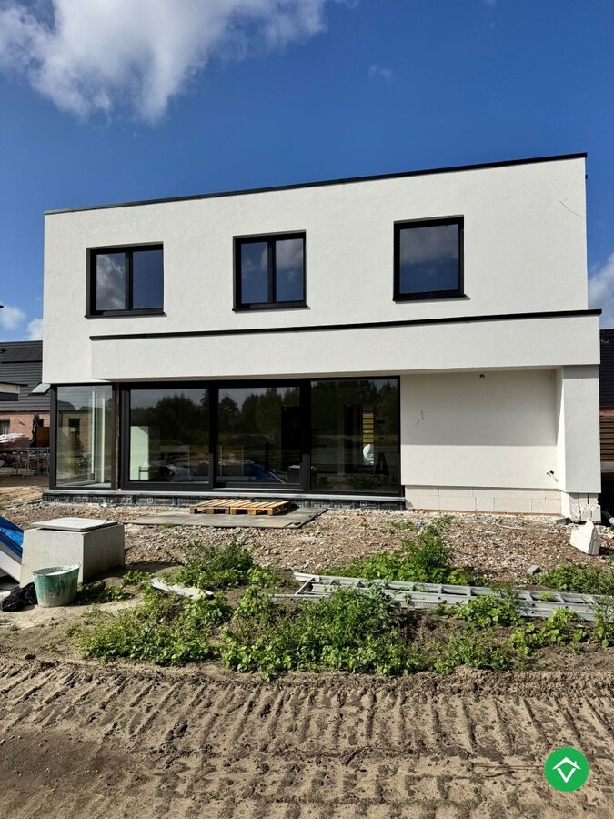 Rustig gelegen alleenstaande nieuwbouwwoning met 3 slaapkamers en prachtig zicht op de velden te Gistel 