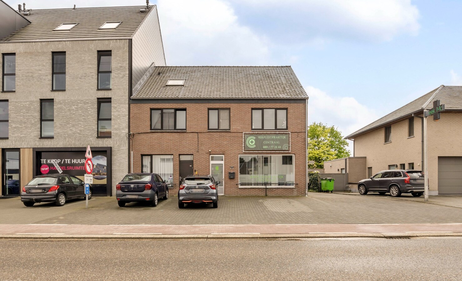 Opbrengsteigendom met vier eenheden 