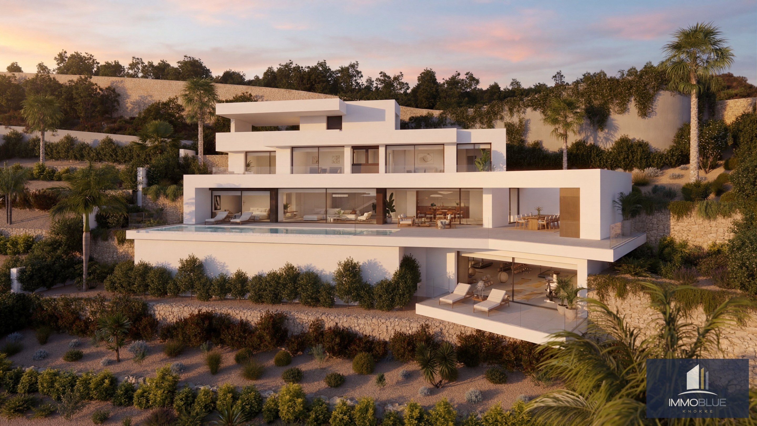 Moderne villa met panoramisch uitzicht op de Middellandse Zee 