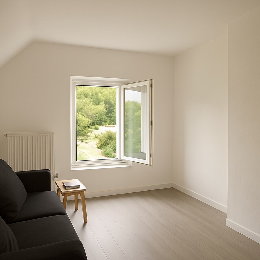 Charmante halfopen bebouwing met tuin op uitgestrekt perceel van 456m² te koop! 