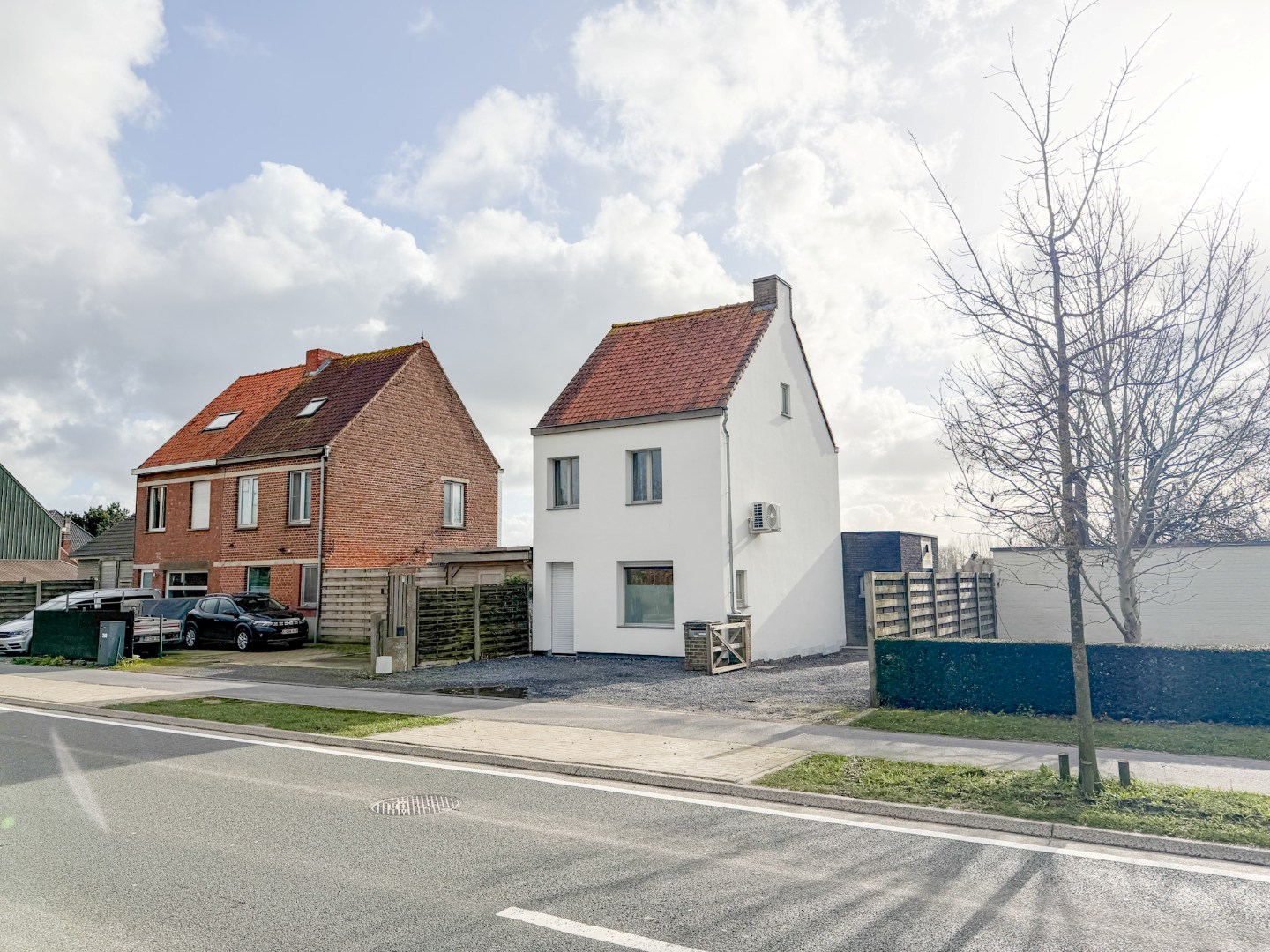 Alleenstaande woning met open zicht en mooie tuin, perceel 539 m², Torhout 
