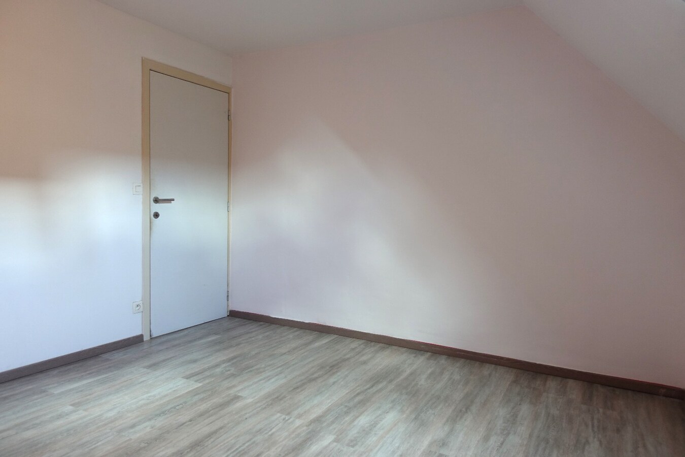 Gezellige vernieuwde woning te huur met 2 slaapkamers 
