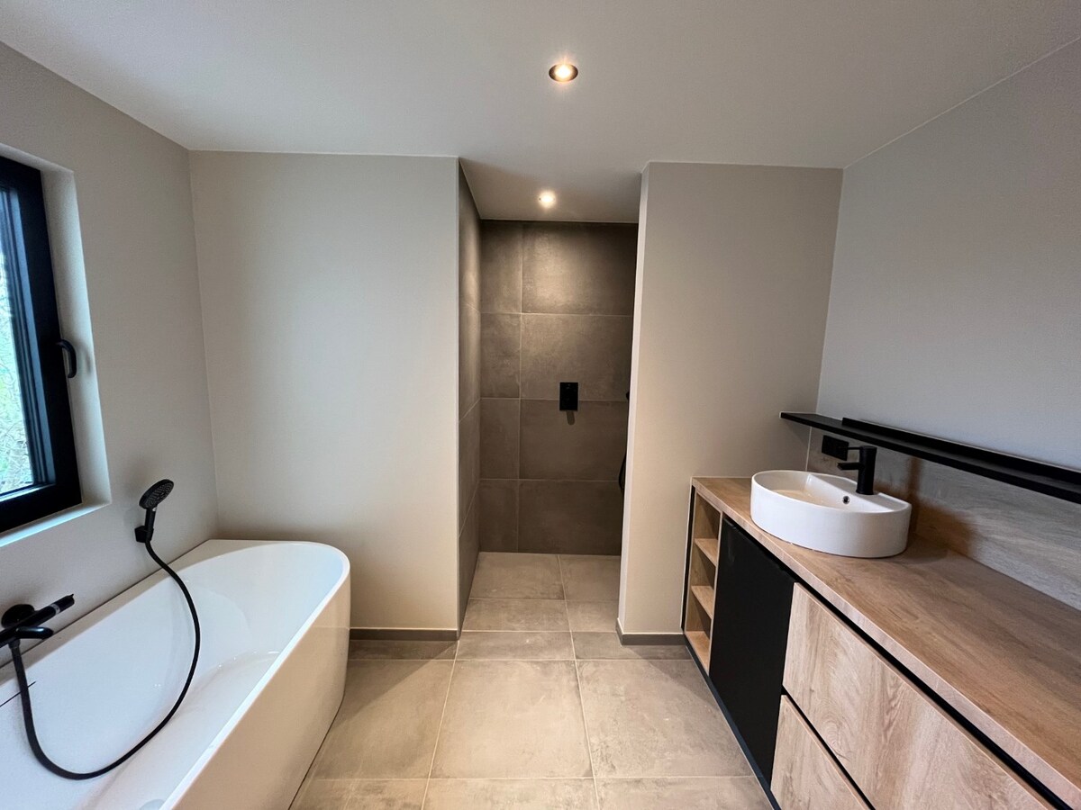 Exceptionele, moderne nieuwbouwwoning 