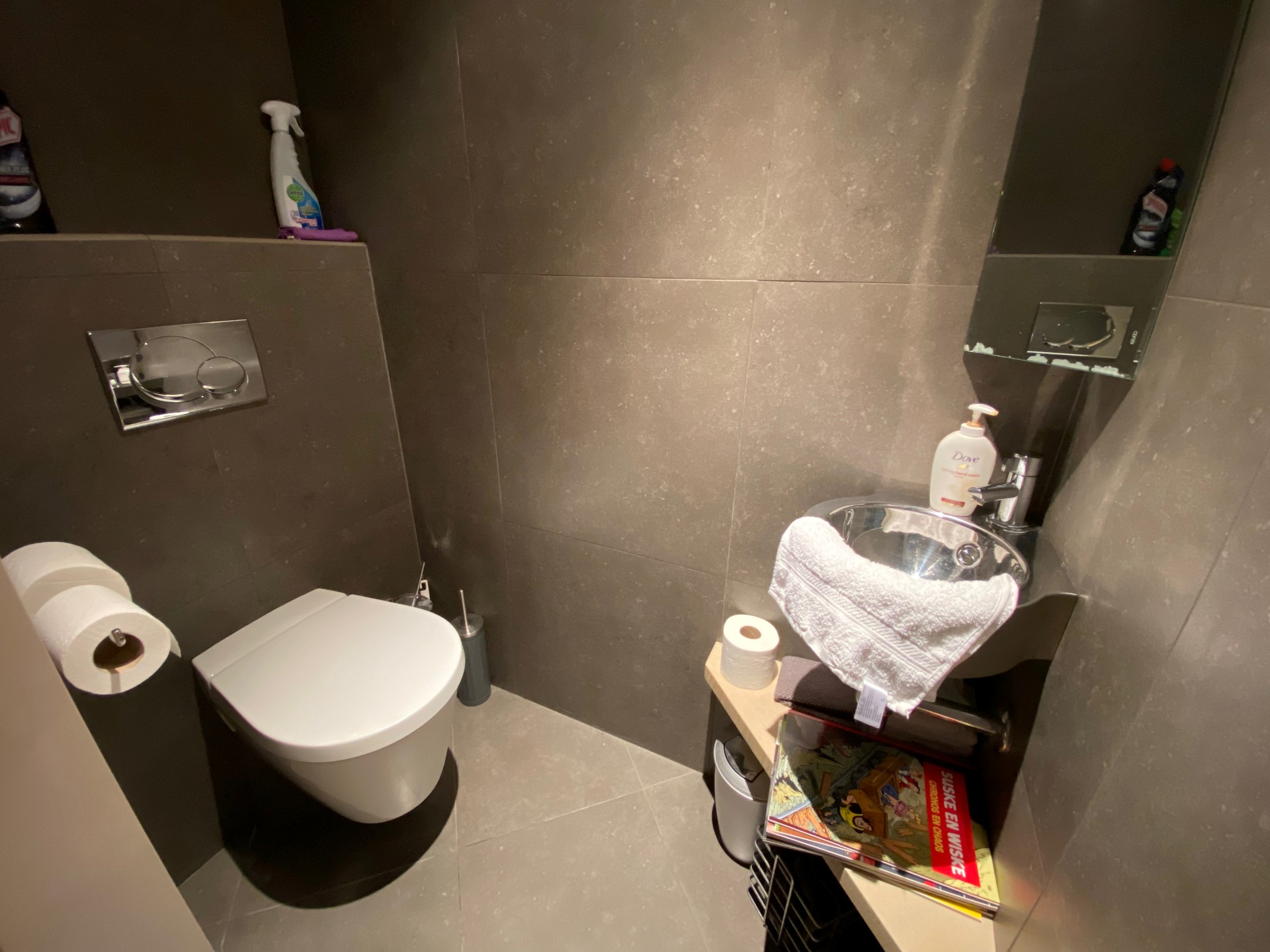 Non-meublé - Appartement spacieux et confortable avec 2 terrasses, idéalement situé sur la Lippenslaan. 