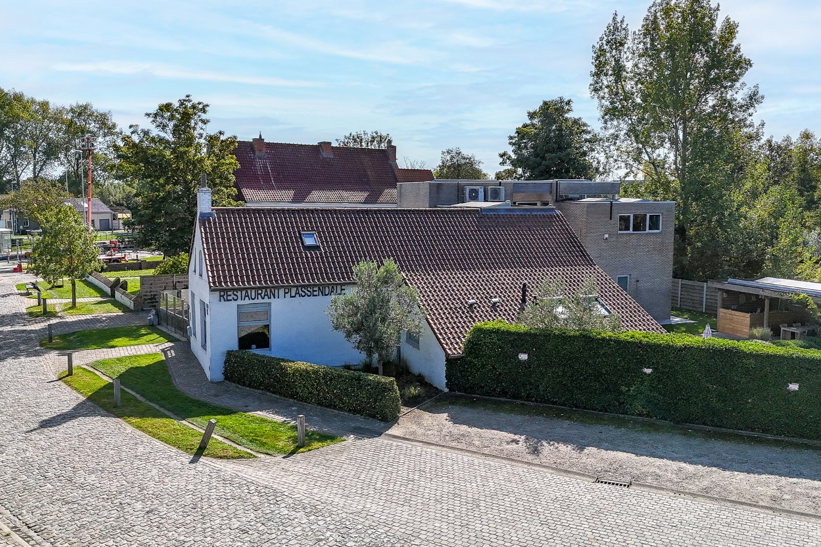 Te koop: Restaurant met woonst op toplocatie – Plassendale, Oostende 