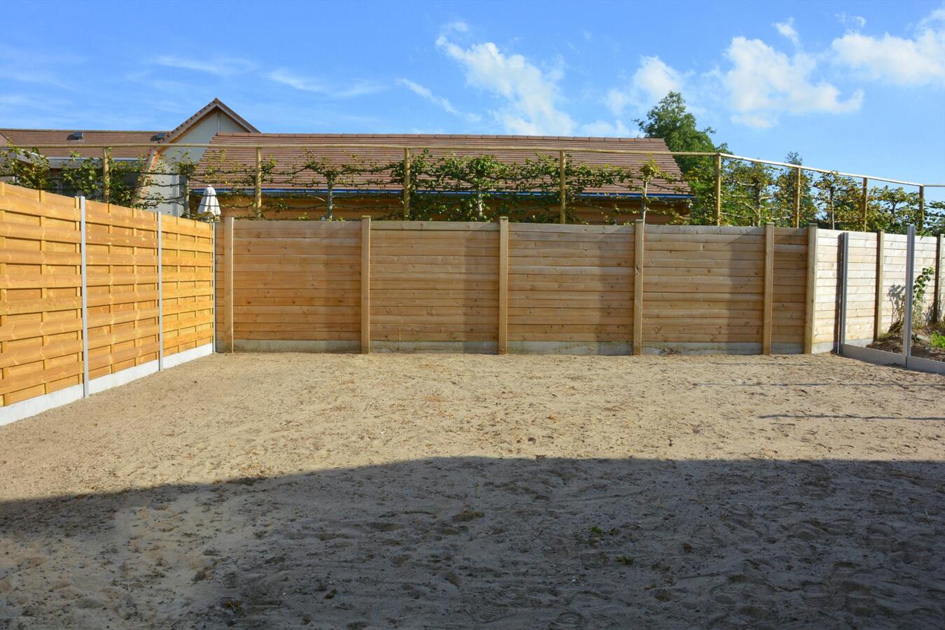 Mooie nieuwbouwwoning met 4 slaapkamers en garage 