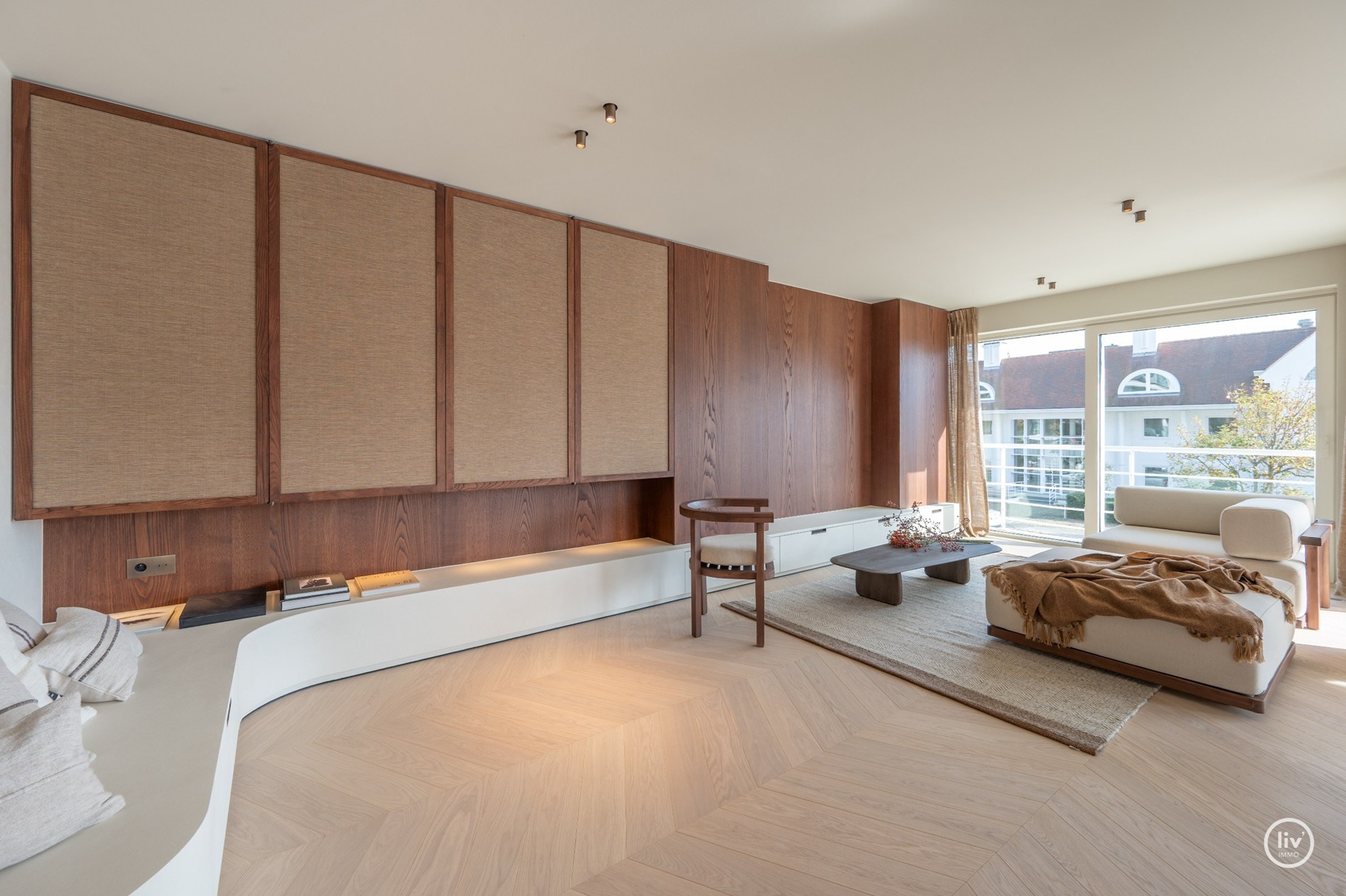 Volledige verdieping te koop in een exclusieve villa residentie in het Zoute 