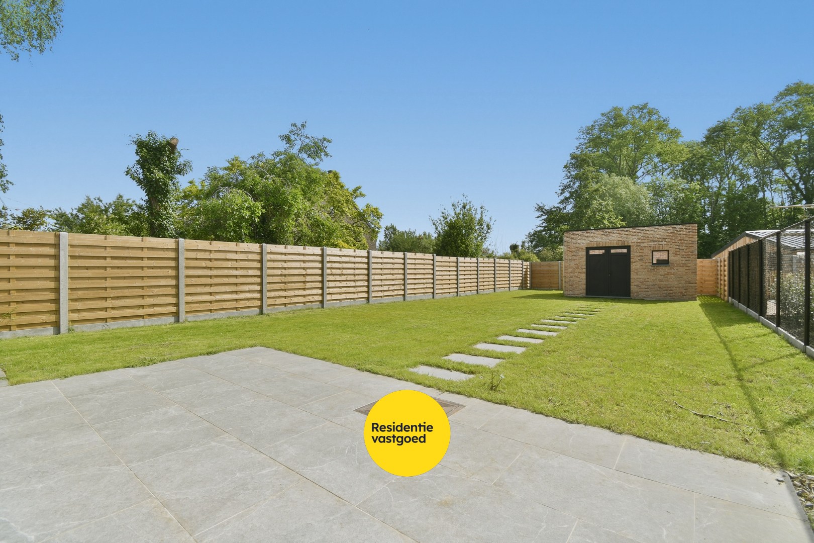 Nieuwbouwwoning met 3 slaapkamers en tuin te huur in Eernegem! 