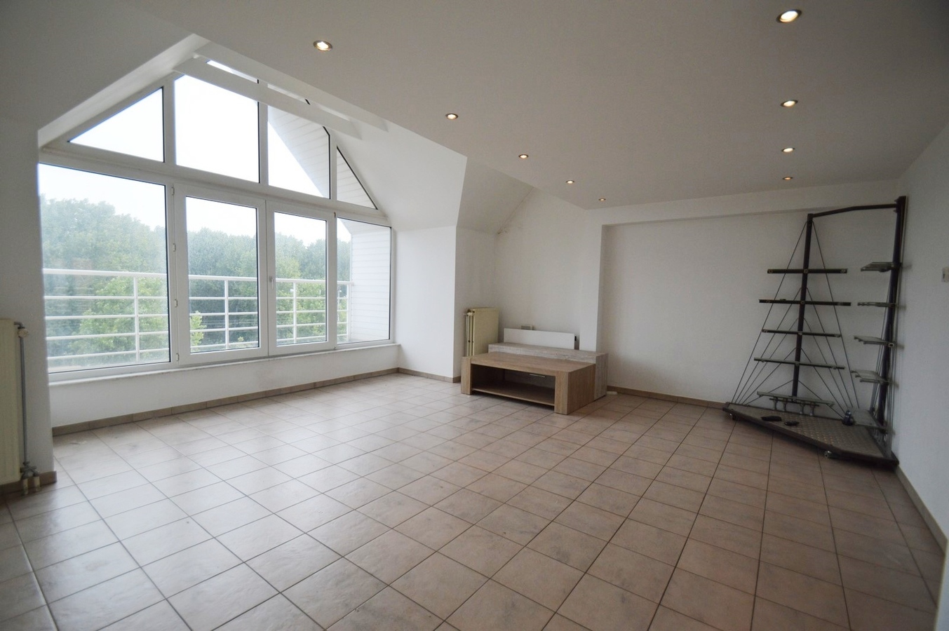 Goed gelegen, groot duplexappartement/penthouse - Heist 