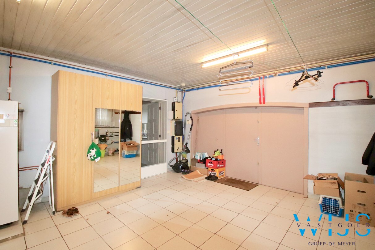 Zeer ruim instapklaar woonhuis ! 