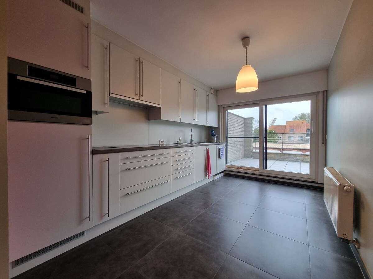 Energiezuinige halfopen gezinswoning met tuintje en ruim terras. 