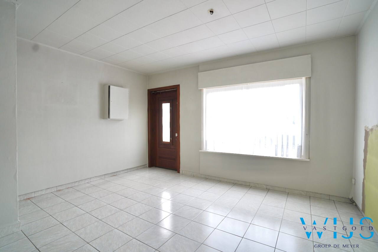 Te renoveren woning in centrum Ertvelde 