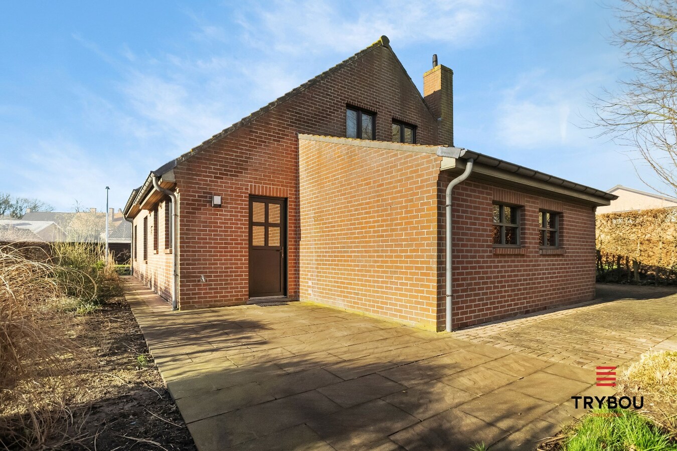 Rustig gelegen, vrijstaande woning aan de rand van het centrum van Merkem 