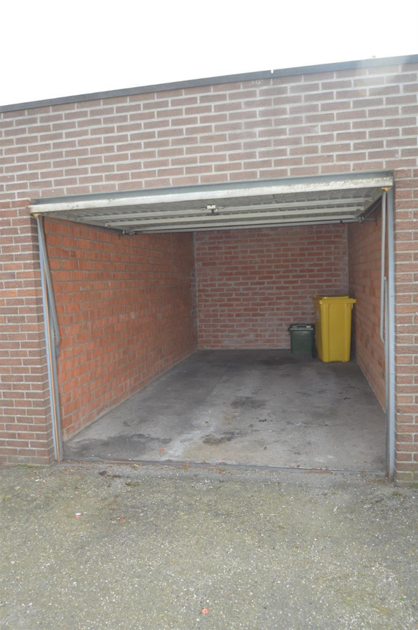 Verhuurd garage - Geel