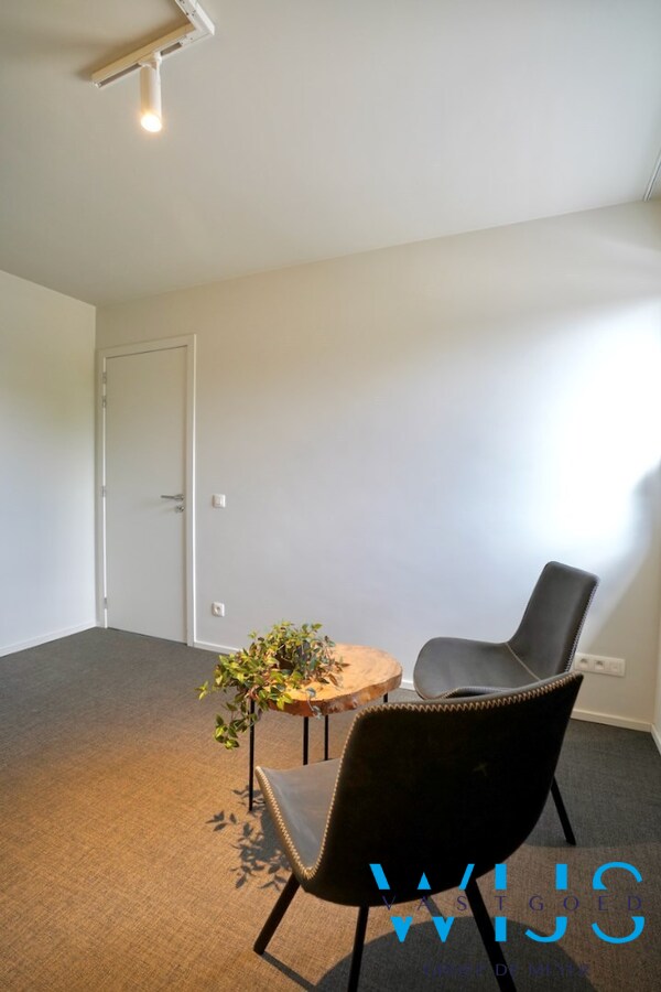 Zeer tof kantoor van 130m² te Assenede ! 