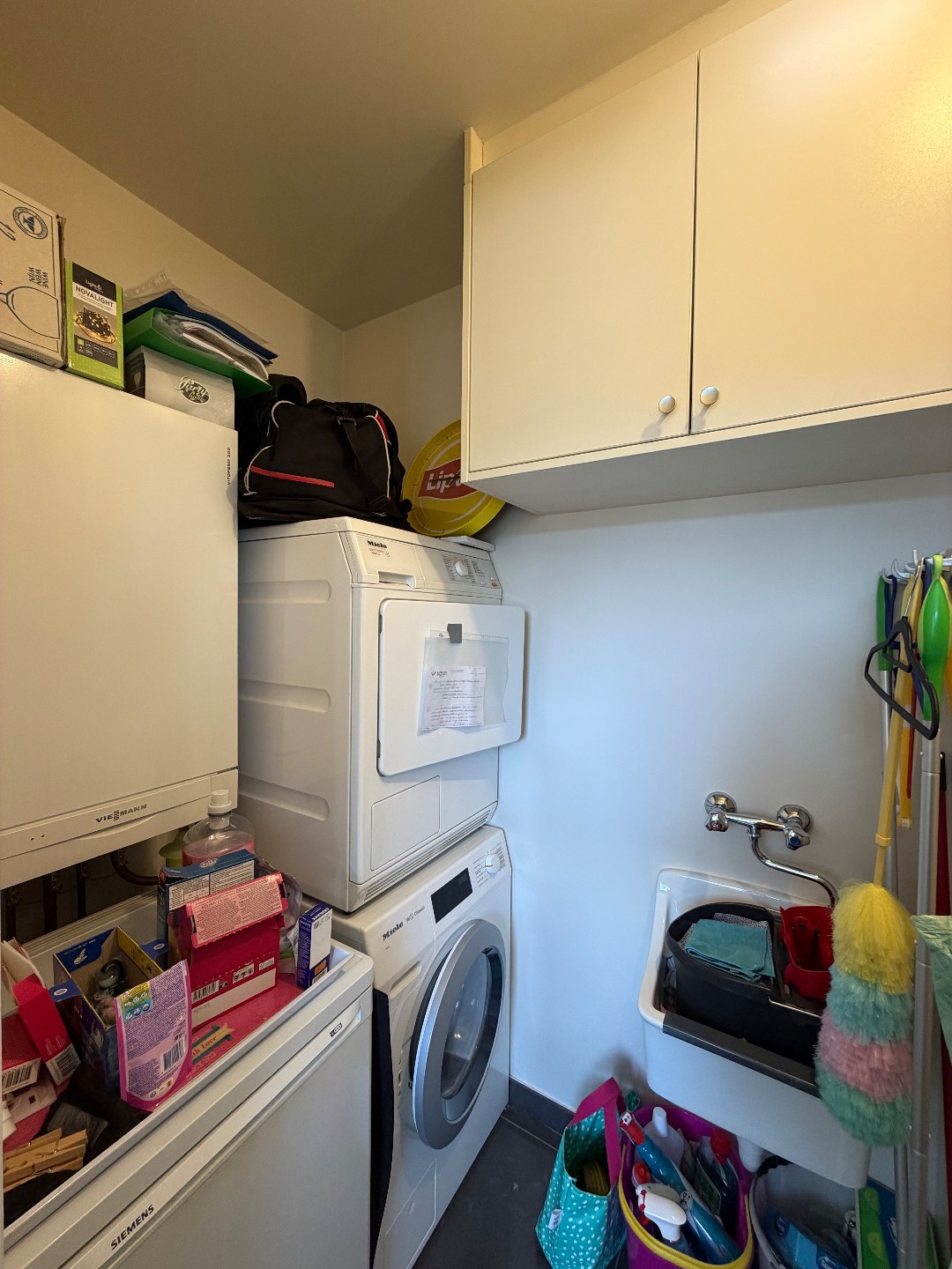 Instapklaar appartement met 2 slpk. in het centrum van Geel 