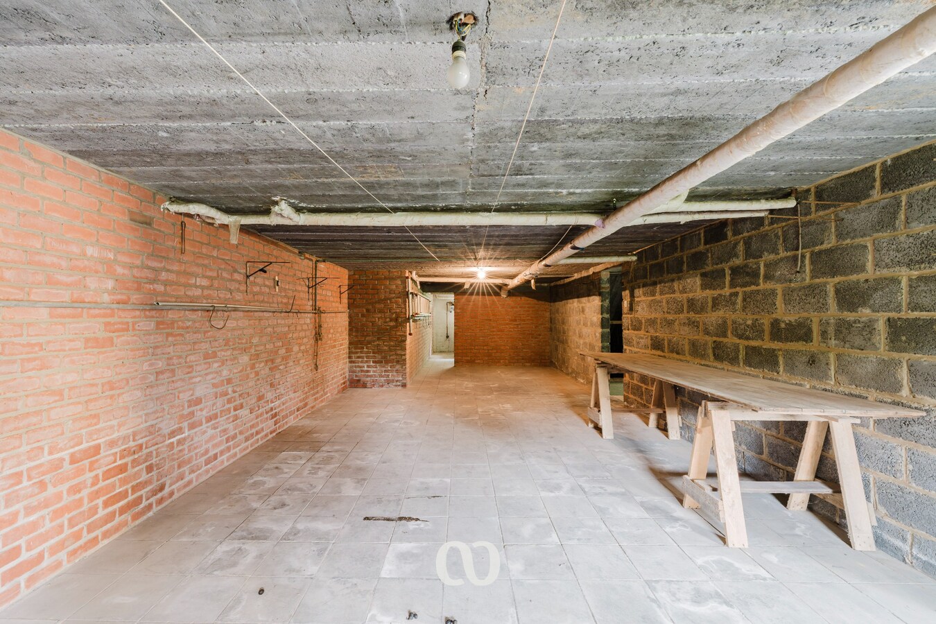 Bungalow met prachtig uitzicht en volledige onderkeldering in Heurne 