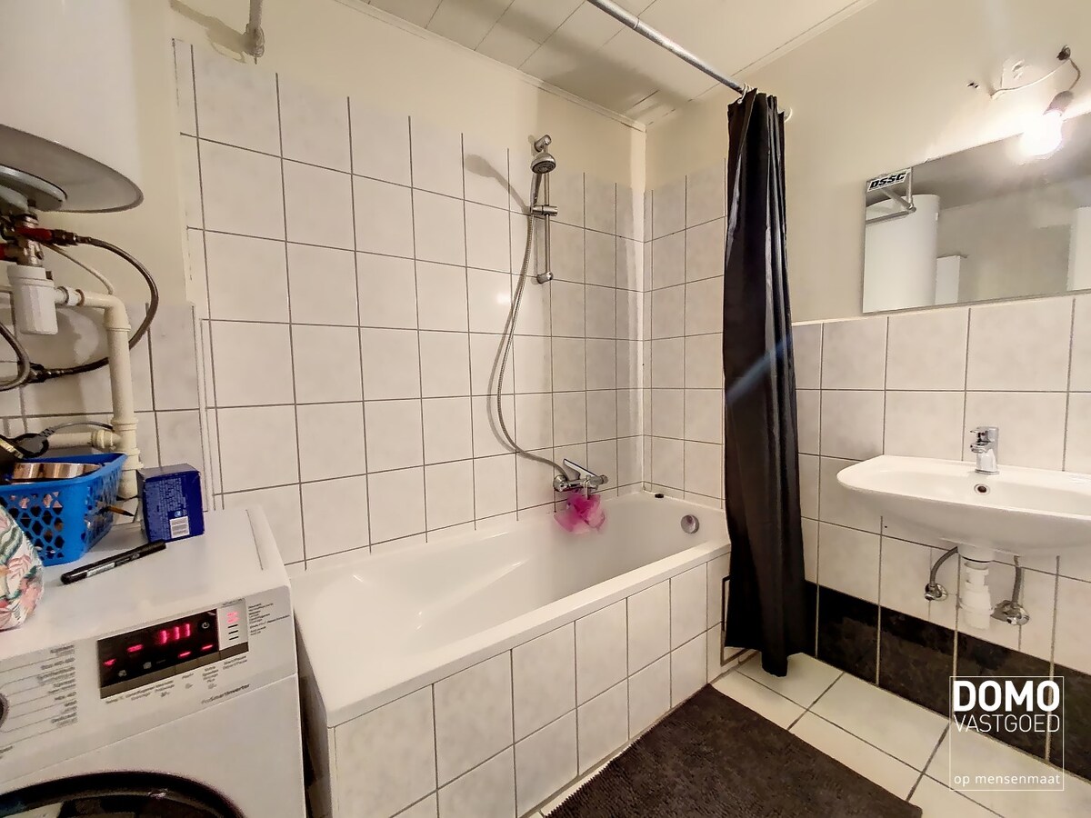 GUNSTIG GELEGEN 2-SLAAPKAMER APPARTEMENT TE LEOPOLDSBURG. 