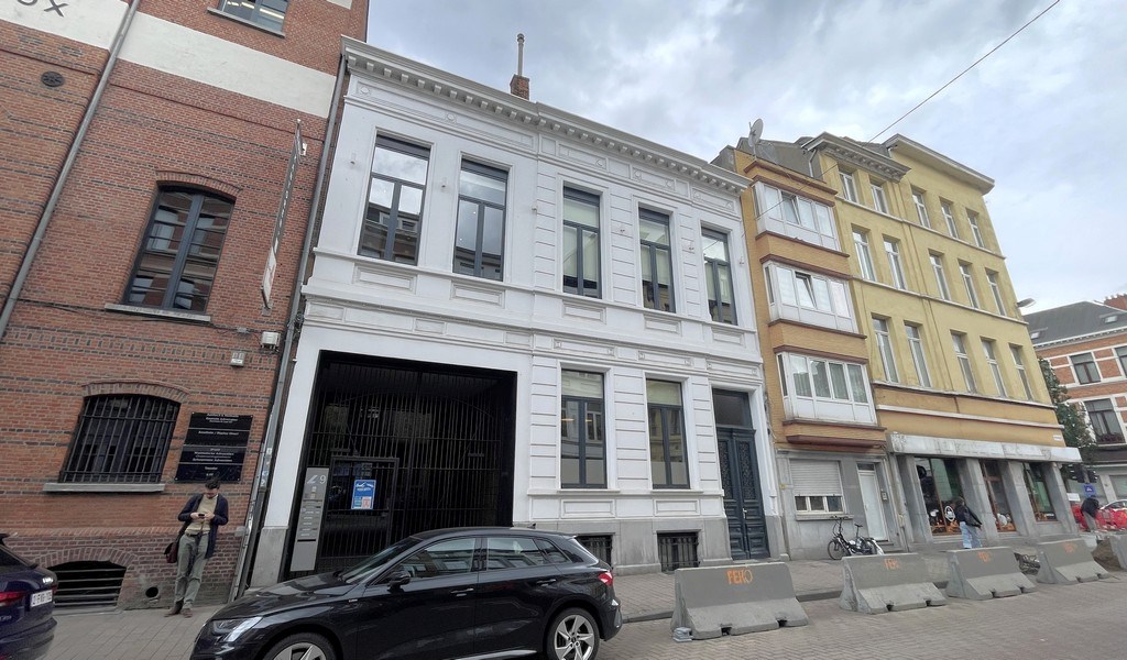 Kantoren te huur in brouwershuis nabij het Zuid in Antwerpen