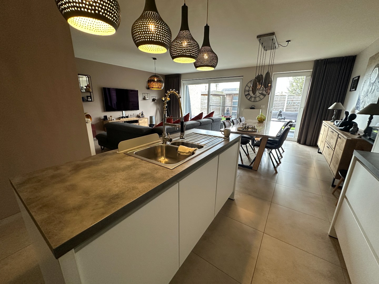 Recente energiezuinige woning met 3/4 slaapkamers, garage en gezellige tuin, Lichtervelde 